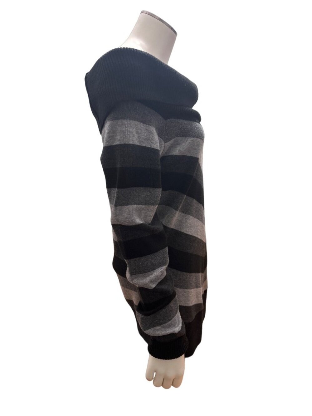 AB Studio Size S Black Gray Off Shoulder Sweater Chevron Stripe Slouchy Citycore - Picture 5 of 8